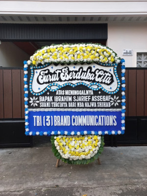 Papan Bunga Duka di Pakuncen